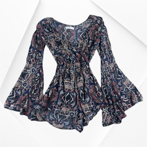 Abercrombie & Fitch ROMPER Womens SZ S Blue Paisley Bell Sleeves Short V-Neck - Picture 3 of 7